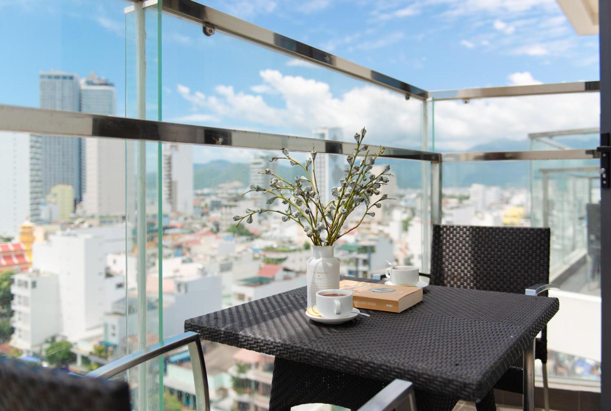 Goldcoast Hotel Нячанг Экстерьер фото