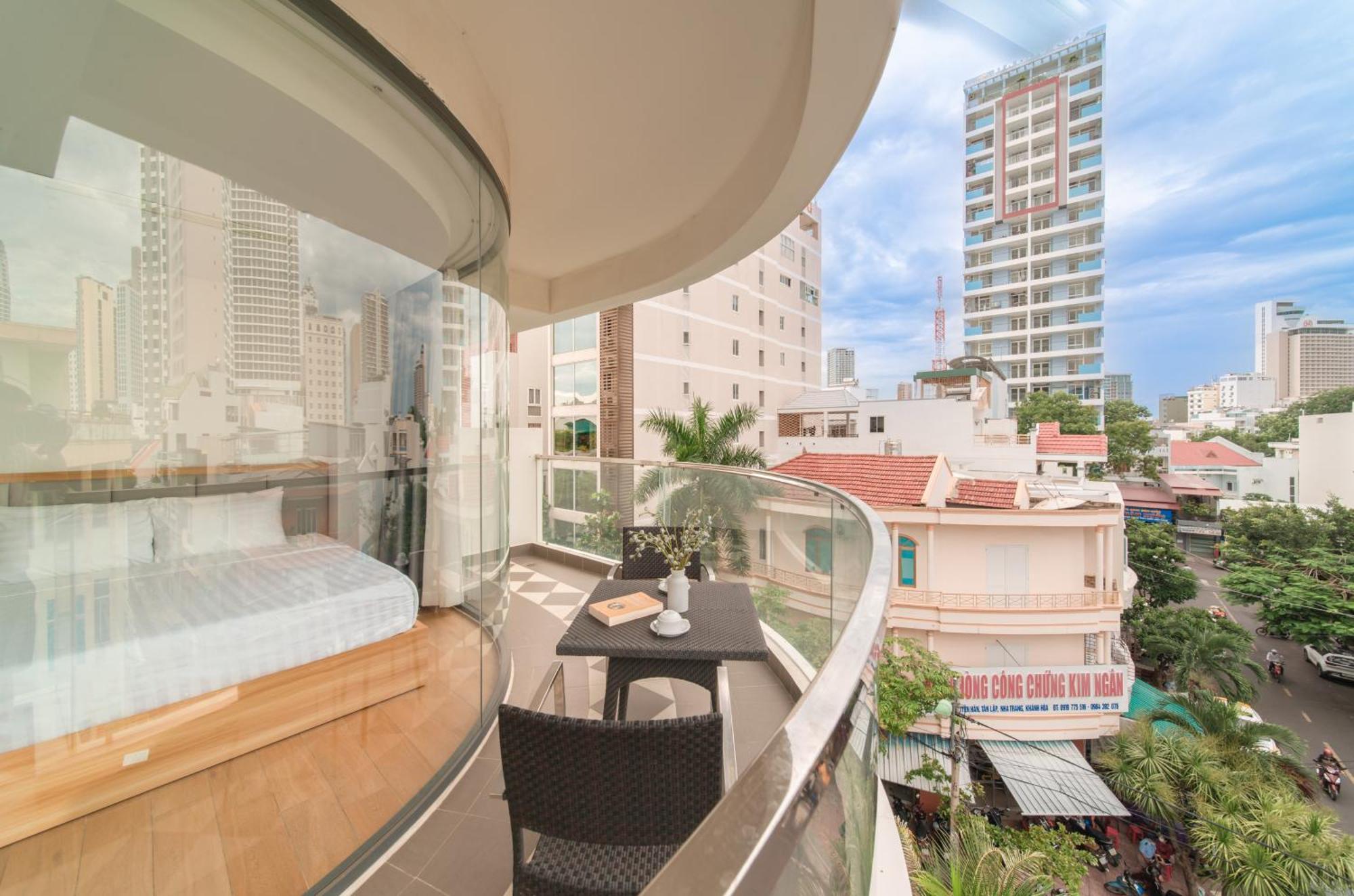 Goldcoast Hotel Нячанг Экстерьер фото