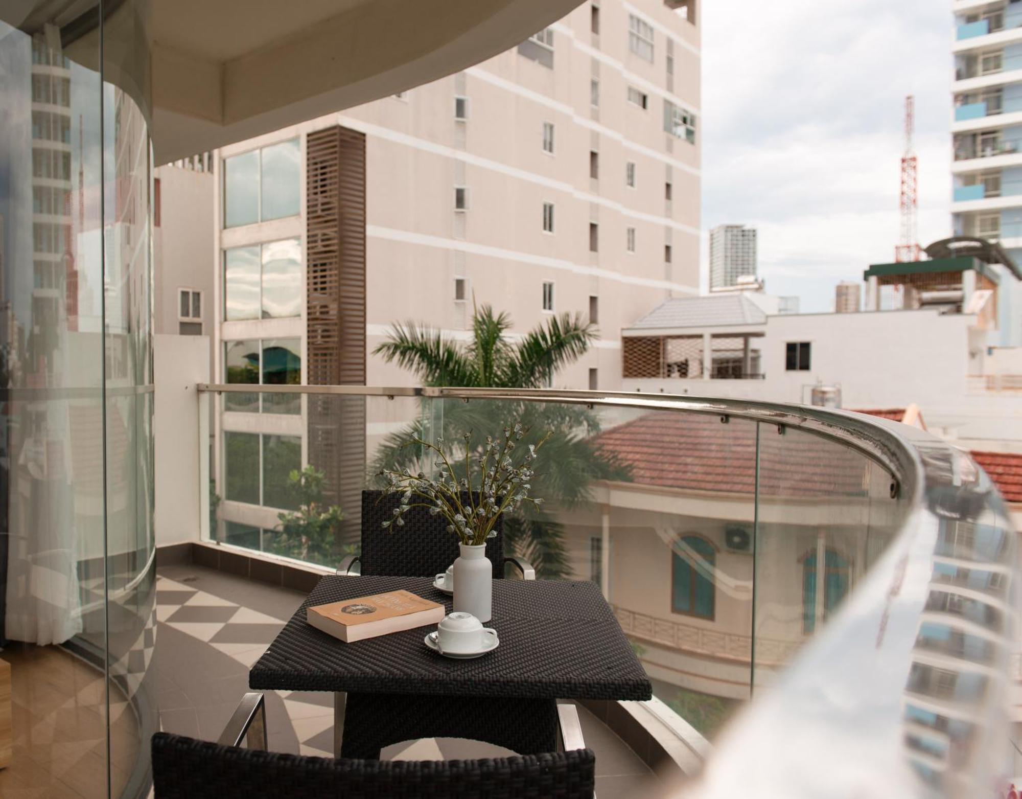 Goldcoast Hotel Нячанг Экстерьер фото